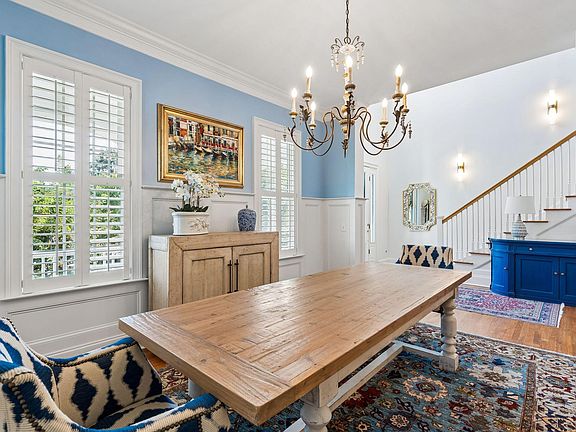 5th image of 2113 Beckenham Dr