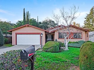 1051 Peninsular Ct, Los Altos, CA 94024