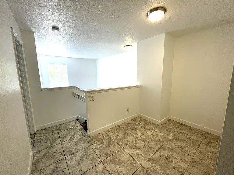 2600 Revolution St #105 — Photo 23