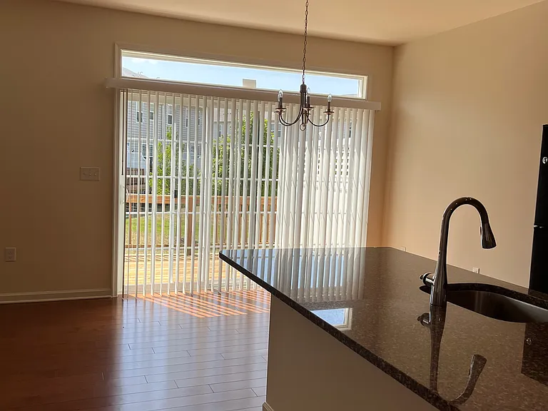 20 Autumn Ln — Photo 5