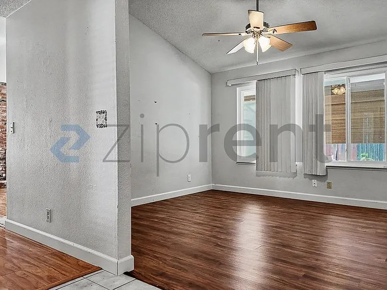 9517 Helio Dr #9517 — Photo 1