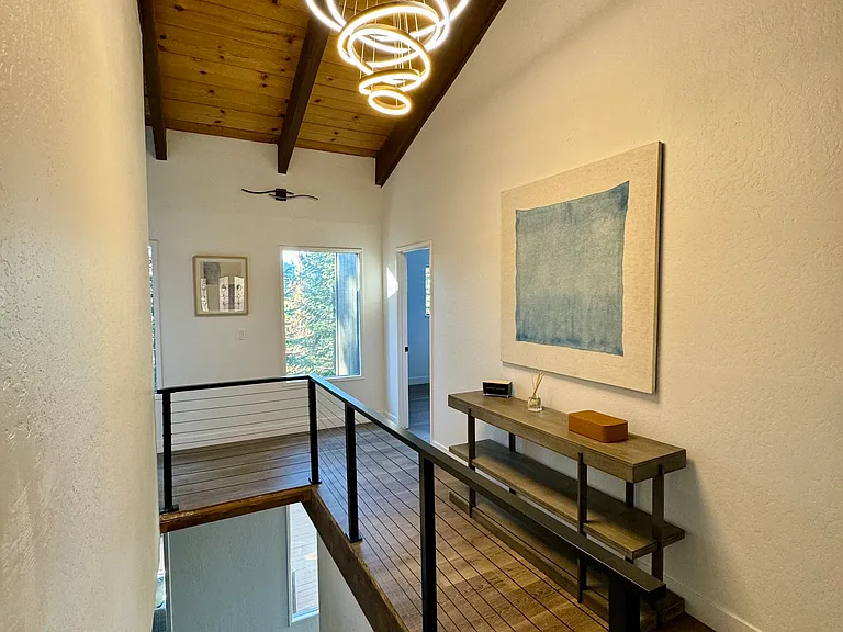 1588 Skyline Dr — Photo 22