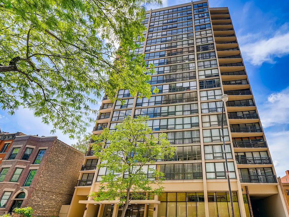 1st image of 1540 N La Salle St #906