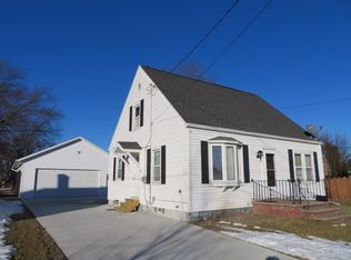 120 E McKinley Ave, Little Chute, WI 54140