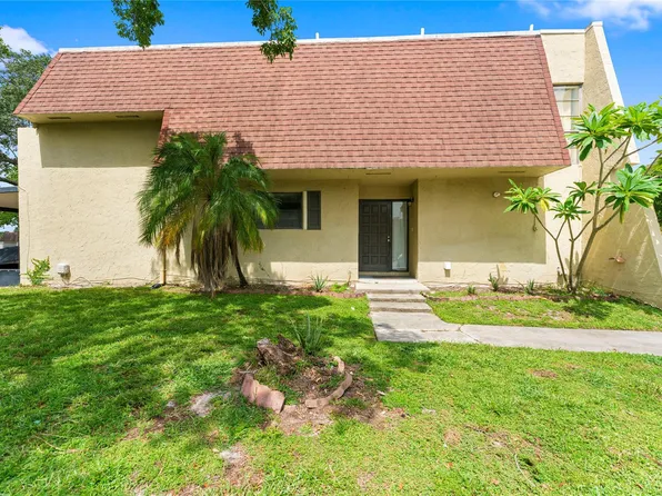 8925 Palm Tree Lane #8925, Hollywood, FL 33024