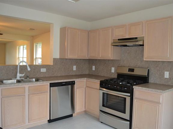 3rd image of 16123 Dawn Marie Ln