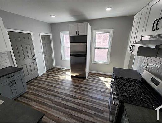 3rd image of 3788 Main St Suite 1