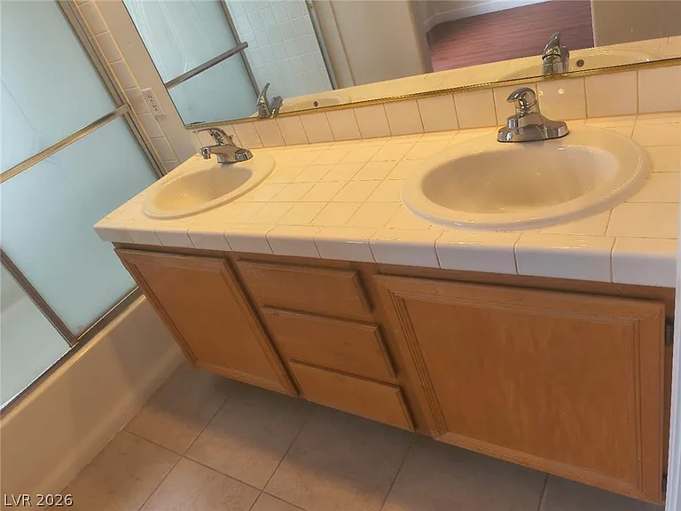 9725 Pima Point Ave — Photo 18