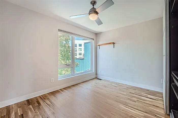 3807 N Franklin St — Photo 16