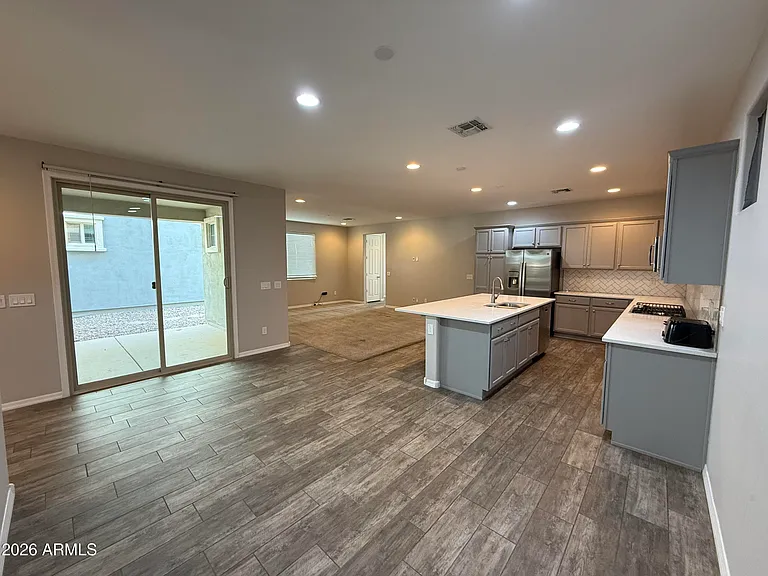 3786 E Robert St — Photo 11