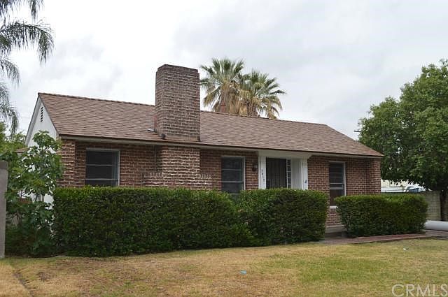 1st image of 3415 N Sierra Way
