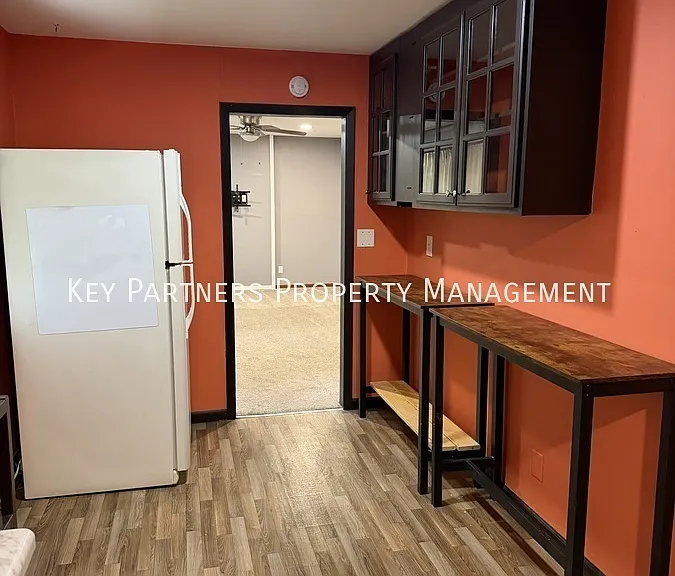 821 S Edgemere Dr — Photo 5