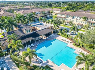 Cobblestone Ii, Pembroke Pines, FL 33027