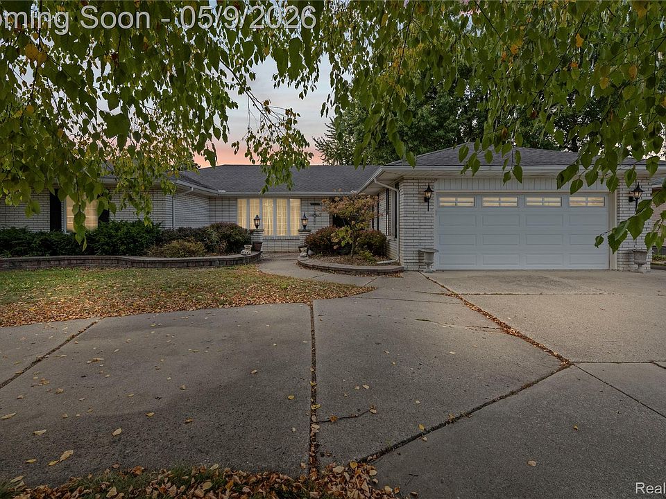 1st image of 38219 Santa Anna St