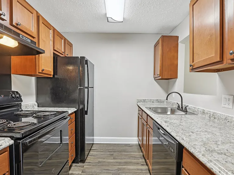 Grand View Garden Homes — Photo 8