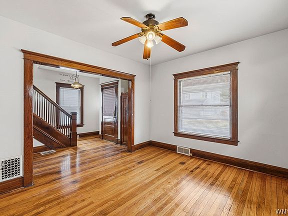 5th image of 1343 Kenmore Ave