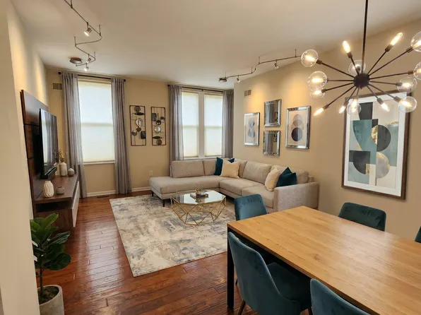 1023 Clinton St #204, Philadelphia, PA 19107