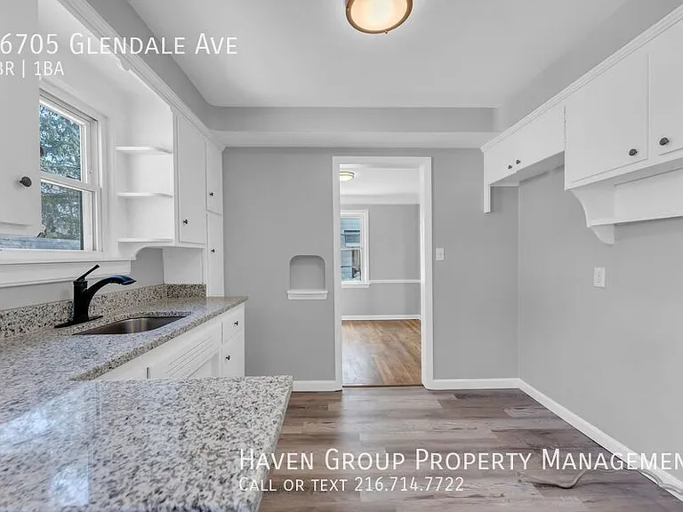 16705 Glendale Ave — Photo 13