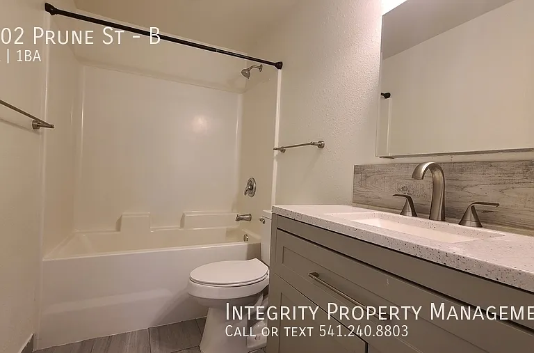 1502 Prune St #B — Photo 11