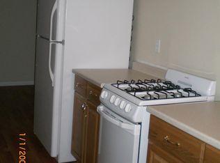35 Taylor Ave APT 3, Poughkeepsie, NY 12601