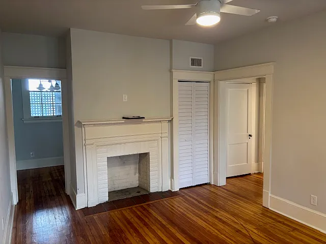 1 bed, 700 sqft, $1,200 — Photo 3