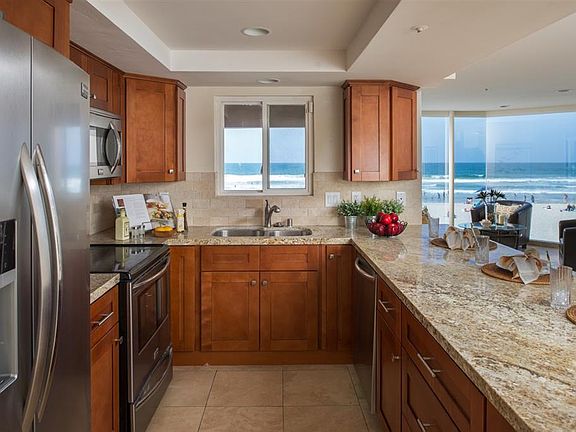 3rd image of 3211 Ocean Front Walk