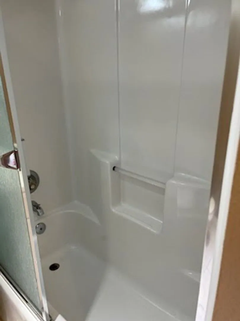 Schrader Apartments, LLC — Photo 3