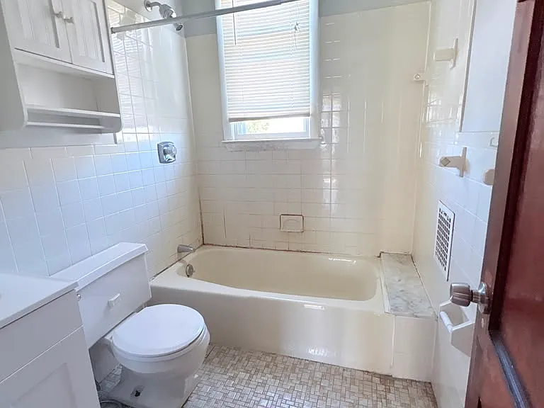 70 Peck Ave #2 — Photo 12