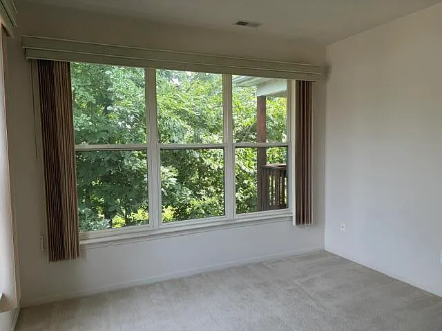 1452 Fox Pointe Cir — Photo 9