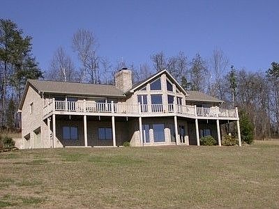 1st image of 866 Pioneer Dr