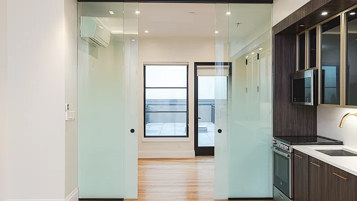 Rented by Nooklyn NYC LLC | media 34