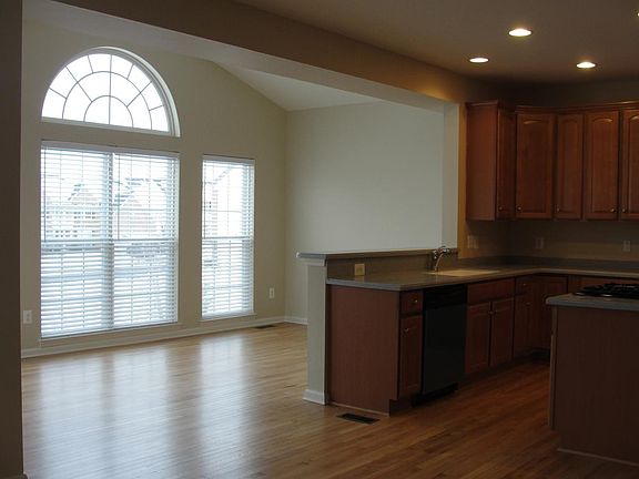 Breakfast Room/Sun Room open concept
