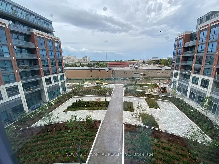 31 Tippett Rd #430 — Photo 2
