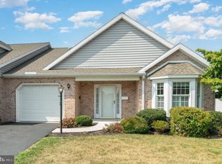 13 Creek Bank Dr, Mechanicsburg, PA 17050