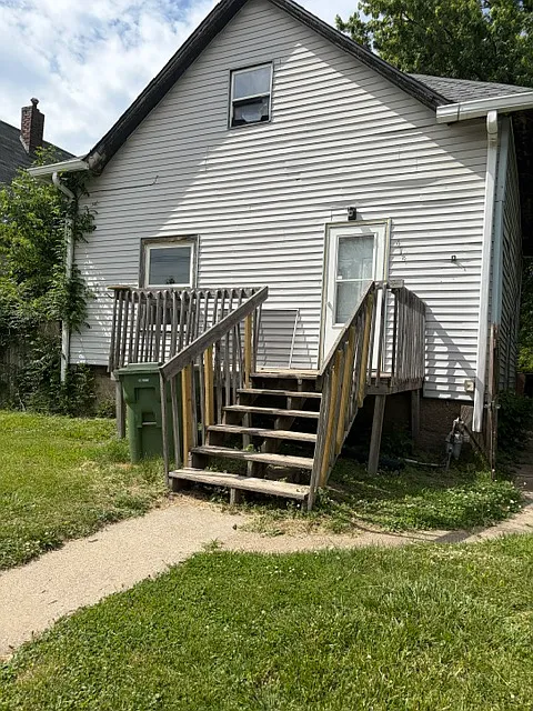 414 Randall St