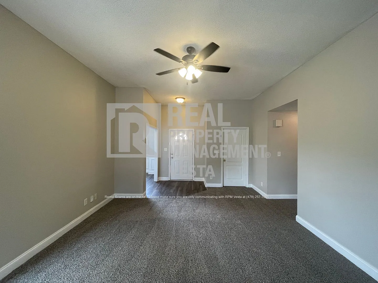 3 bed, 2.0 bath, 1452 sqft, $1,950 — Photo 3