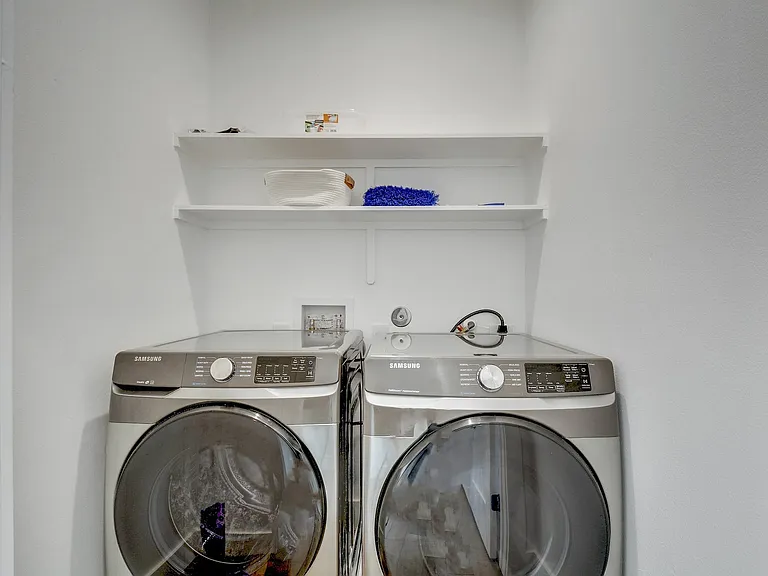 413 W Odell St #2 — Photo 21