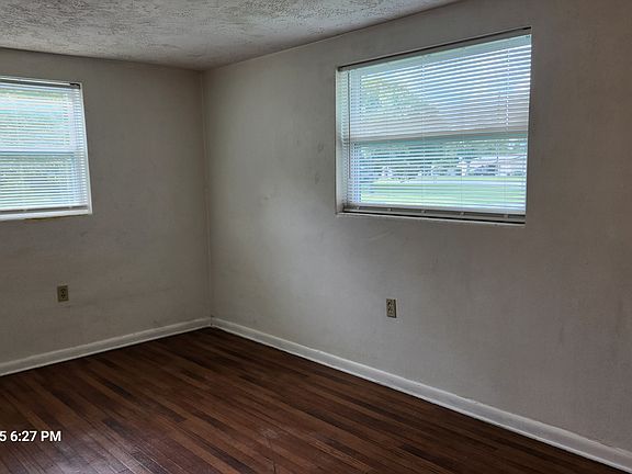 Bedroom #1