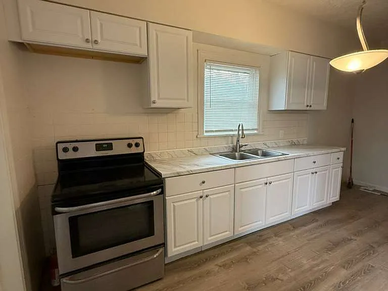 3309 Elyria Ave #1 — Photo 3