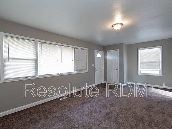 5th image of 7955 E 49th St