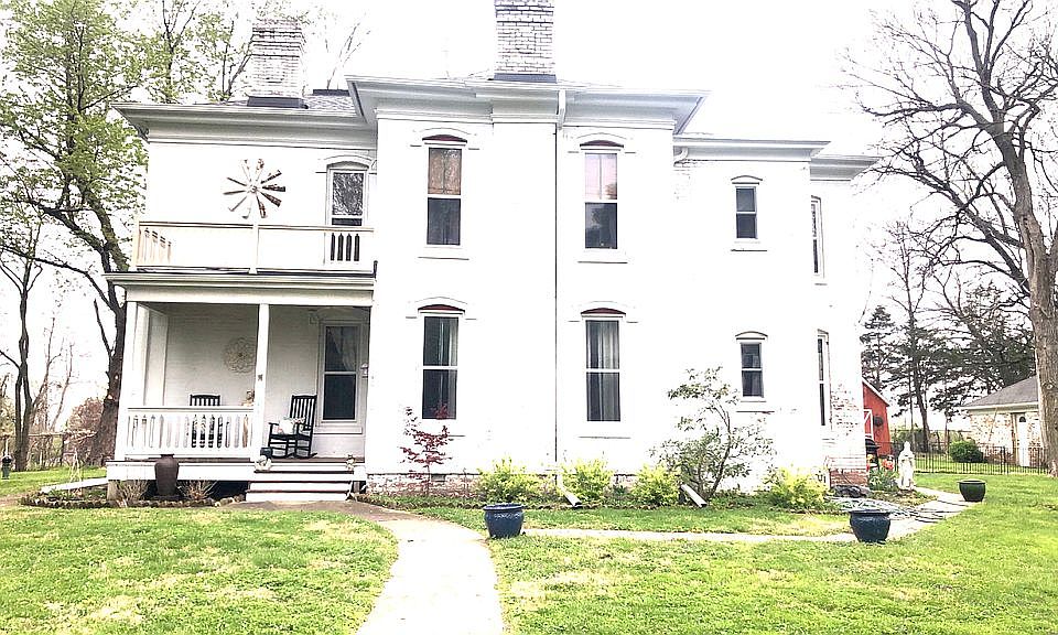1st image of 2622 Pacific St