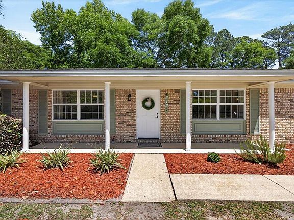 5th image of 313 Pontevedra Ln
