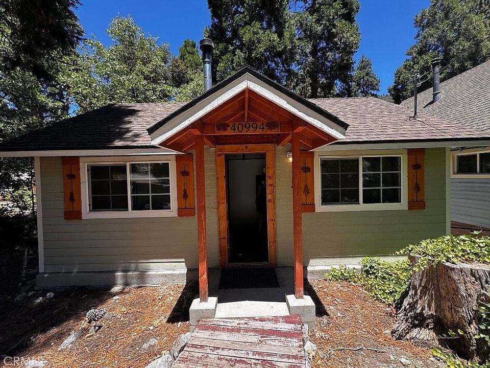 1st image of 40994 Spruce Dr