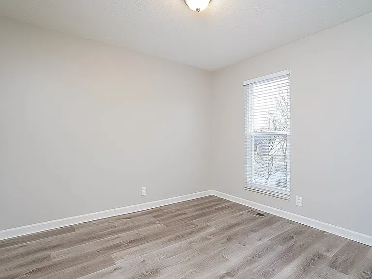 101 Digby Ct — Photo 11