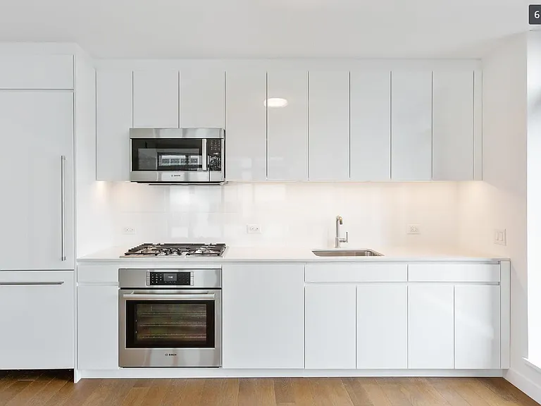 99 Hudson St #505 — Photo 2