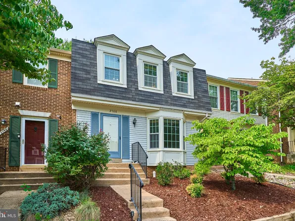 2788 Knollside Ln, Vienna, VA 22180