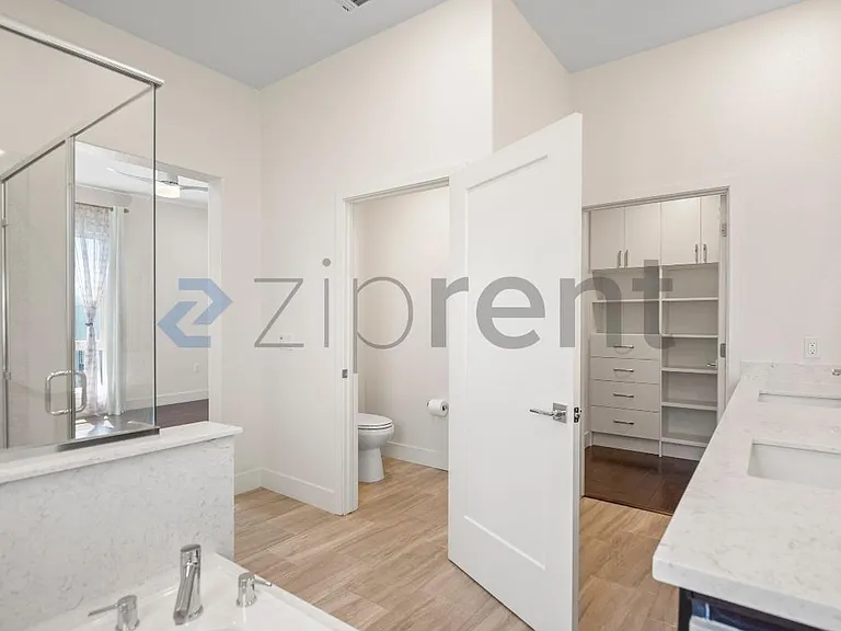 460 Montague Expy #40 — Photo 22