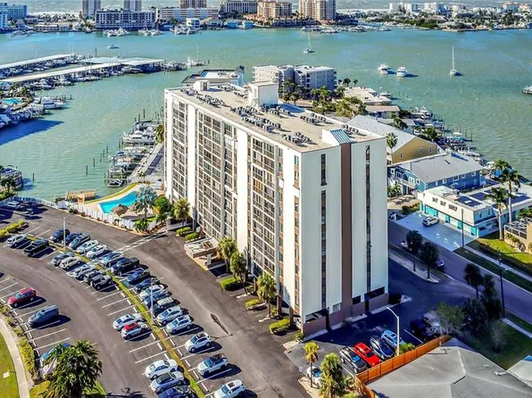 255 Dolphin Poin APT 407, Clearwater Beach, FL 33767