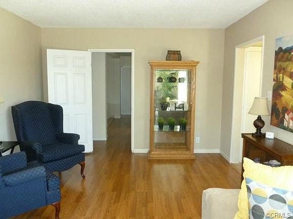 3rd image of 21102 Broadwell Ave