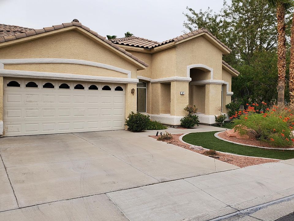 1st image of 67 Ancient Hills Ln